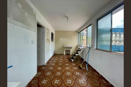 Casa à venda com 200m², 3 quartos e 4 vagas