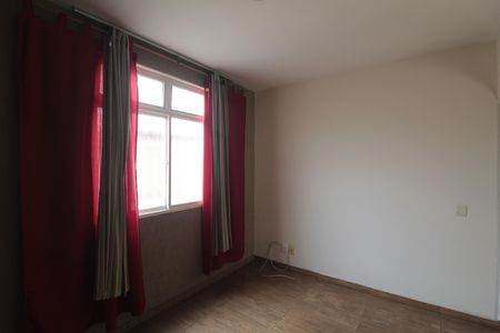 Sala de casa de condomínio à venda com 3 quartos, 197m² em Vila Cloris, Belo Horizonte