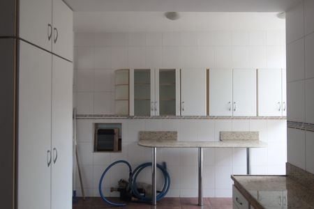 Casa de condomínio à venda com 197m², 3 quartos e 1 vagaCozinha