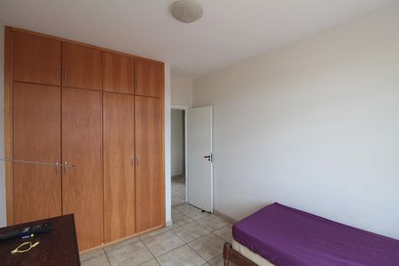 Casa de condomínio à venda com 197m², 3 quartos e 1 vagaQuarto 2