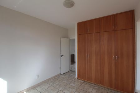 Casa de condomínio à venda com 197m², 3 quartos e 1 vagaQuarto 1