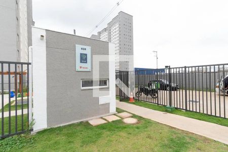 Apartamento para alugar com 43m², 2 quartos e 1 vaga Apartamento para alugar com 43m², 2 quartos e 1 vagaFachada