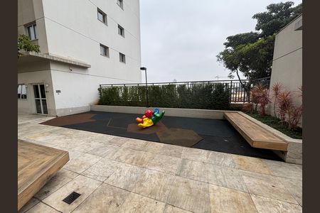 Apartamento para alugar com 34m², 2 quartos e sem vaga Apartamento para alugar com 34m², 2 quartos e sem vagaÁrea comum - Playground