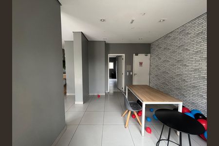 Apartamento para alugar com 34m², 2 quartos e sem vaga Apartamento para alugar com 34m², 2 quartos e sem vagaÁrea comum - Salão de festas