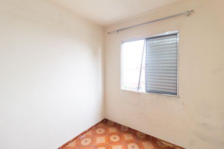Quarto 2 de apartamento para alugar com 2 quartos, 51m² em Conjunto Habitacional Presidente Castelo Branco, Carapicuíba