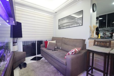 Sala de apartamento à venda com 1 quarto, 50m² em Vila Palmares, Santo André