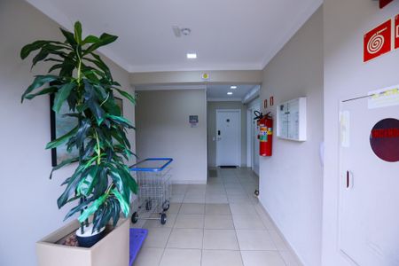 Apartamento à venda com 40m², 2 quartos e sem vaga Apartamento à venda com 40m², 2 quartos e sem vagaHall de entrada
