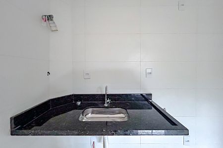 Apartamento para alugar com 40m², 2 quartos e sem vagaCozinha e Área de Serviço