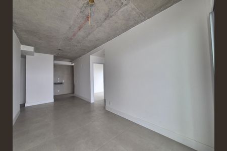 Apartamento à venda com 89m², 2 quartos e 1 vaga Apartamento à venda com 89m², 2 quartos e 1 vagaSala