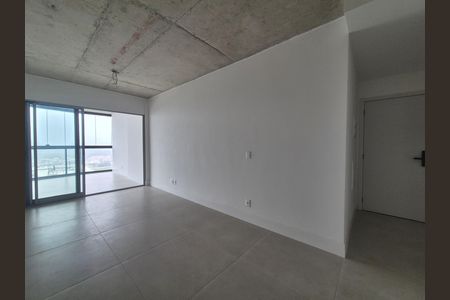 Apartamento à venda com 89m², 2 quartos e 1 vaga Apartamento à venda com 89m², 2 quartos e 1 vagaSala