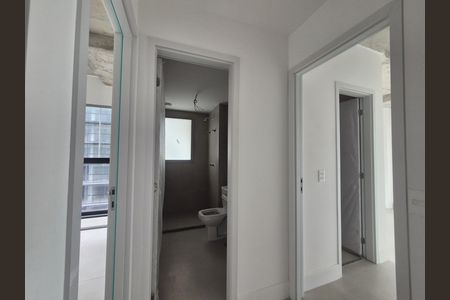 Apartamento à venda com 89m², 2 quartos e 1 vaga Apartamento à venda com 89m², 2 quartos e 1 vagaBanheiro social