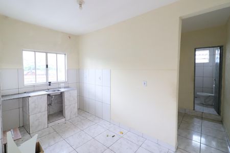 Cozinha de casa para alugar com 1 quarto, 30m² em Conceicao, Osasco