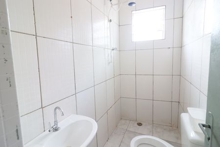 Banheiro de casa para alugar com 1 quarto, 30m² em Conceicao, Osasco