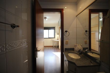 Apartamento à venda com 86m², 3 quartos e 2 vagasBanheiro da Suíte 1