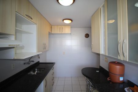 Apartamento à venda com 86m², 3 quartos e 2 vagasCozinha