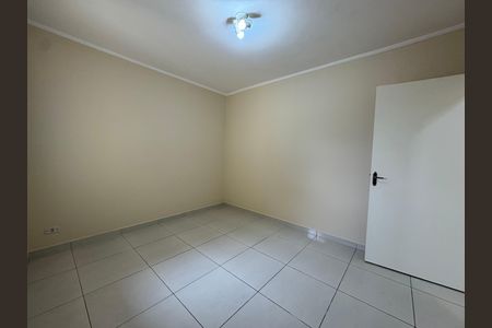 Casa à venda com 214m², 3 quartos e 2 vagas Casa à venda com 214m², 3 quartos e 2 vagasQuarto 2