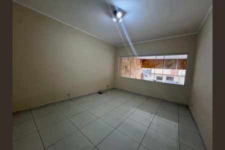 Casa à venda com 214m², 3 quartos e 2 vagas Casa à venda com 214m², 3 quartos e 2 vagasSala