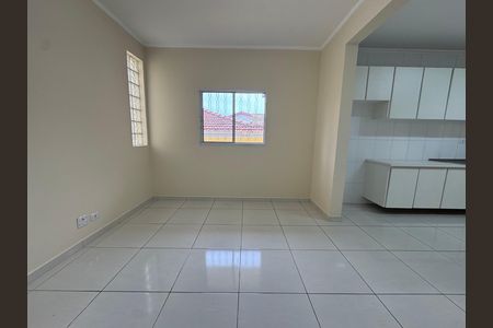 Casa à venda com 214m², 3 quartos e 2 vagas Casa à venda com 214m², 3 quartos e 2 vagasCozinha