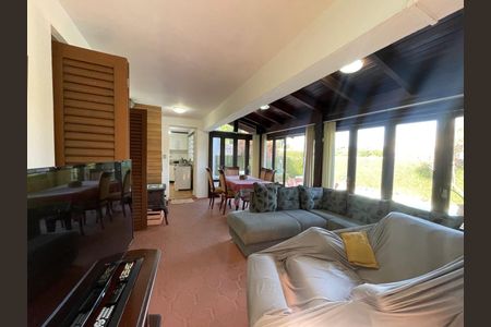 Casa para alugar com 5 quartos, 250m² em Jardim Mauá, Novo Hamburgo
