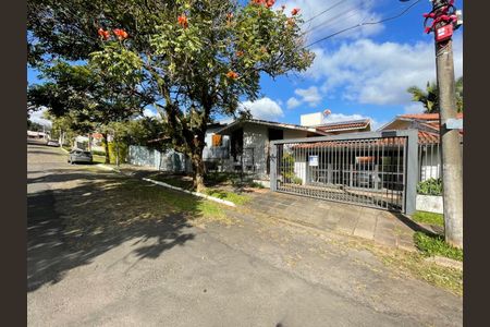 Casa para alugar com 250m², 5 quartos e 2 vagasPlaca Instalada em 22/05/2026 - Cod.NYWW-95