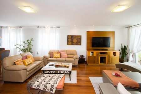Apartamento à venda com 344m², 4 quartos e 4 vagas