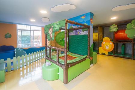 Apartamento à venda com 344m², 4 quartos e 4 vagas