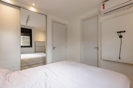 Foto 14 de casa de condomínio à venda com 2 quartos, 138m² em Real Parque, São Paulo