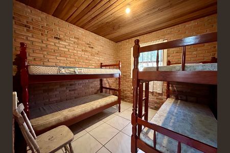 Quarto 2 de apartamento para alugar com 2 quartos, 36m² em São João do Rio Vermelho, Florianópolis