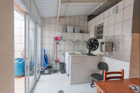 Casa à venda com 125m², 2 quartos e 2 vagas Casa à venda com 125m², 2 quartos e 2 vagasÁrea de Serviço