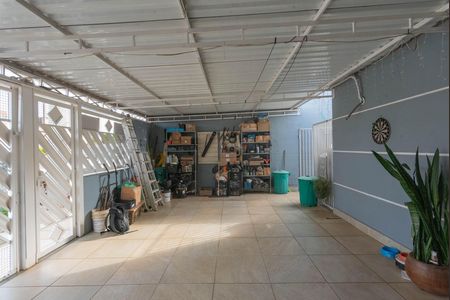 Casa à venda com 125m², 2 quartos e 2 vagas Casa à venda com 125m², 2 quartos e 2 vagasGaragem