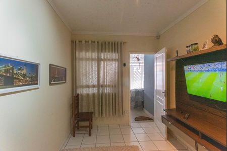 Casa à venda com 125m², 2 quartos e 2 vagas Casa à venda com 125m², 2 quartos e 2 vagasSala
