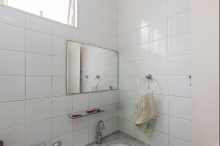 Casa à venda com 125m², 2 quartos e 2 vagas Casa à venda com 125m², 2 quartos e 2 vagasBanheiro
