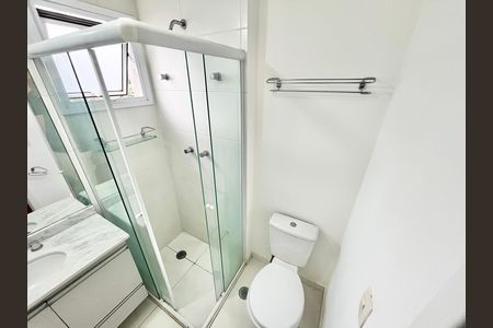 Apartamento à venda com 87m², 2 quartos e 2 vagas Apartamento à venda com 87m², 2 quartos e 2 vagasBanheiro da Suíte 2