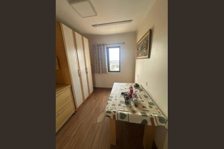 Apartamento à venda com 74m², 3 quartos e 2 vagasQuarto 2