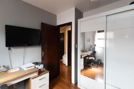Casa de condomínio para alugar com 120m², 3 quartos e 2 vagasQuarto 2