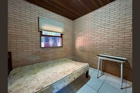 Quarto 1 de apartamento para alugar com 2 quartos, 36m² em São João do Rio Vermelho, Florianópolis