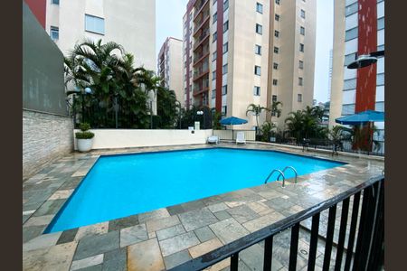Apartamento à venda com 68m², 3 quartos e 1 vaga Apartamento à venda com 68m², 3 quartos e 1 vagaÁrea comum - Piscina