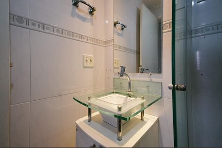 Apartamento à venda com 68m², 3 quartos e 1 vaga Apartamento à venda com 68m², 3 quartos e 1 vagaBanheiro