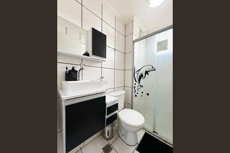 Banheiro de apartamento à venda com 3 quartos, 105m² em Jardim Santa Teresinha, São Paulo