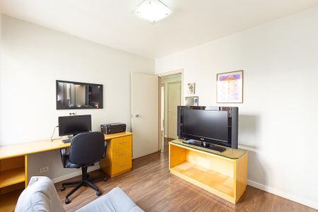 Apartamento à venda com 158m², 3 quartos e 1 vaga Apartamento à venda com 158m², 3 quartos e 1 vagaQuarto 2