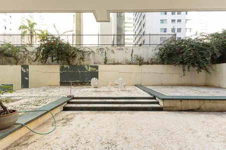 Apartamento à venda com 158m², 3 quartos e 1 vaga Apartamento à venda com 158m², 3 quartos e 1 vagaÁrea comum - Pátio