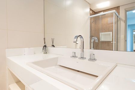 Apartamento à venda com 158m², 3 quartos e 1 vaga Apartamento à venda com 158m², 3 quartos e 1 vagaBanheiro Social