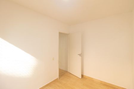 Quarto 1 de apartamento para alugar com 2 quartos, 44m² em Campo Grande, Rio de Janeiro