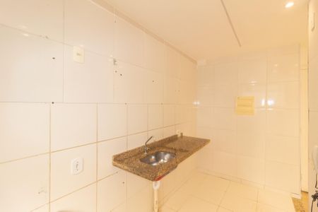 Apartamento para alugar com 44m², 2 quartos e 1 vaga Apartamento para alugar com 44m², 2 quartos e 1 vagaCozinha e Área de Serviço