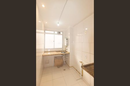 Apartamento para alugar com 44m², 2 quartos e 1 vaga Apartamento para alugar com 44m², 2 quartos e 1 vagaCozinha e Área de Serviço