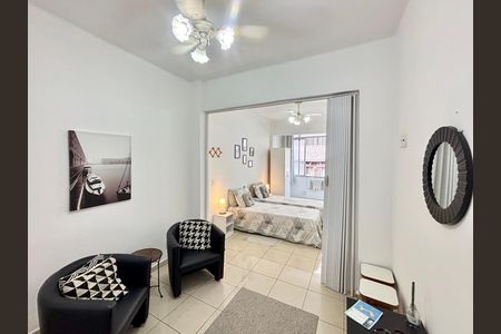 Sala de apartamento para alugar com 1 quarto, 33m² em Copacabana, Rio de Janeiro