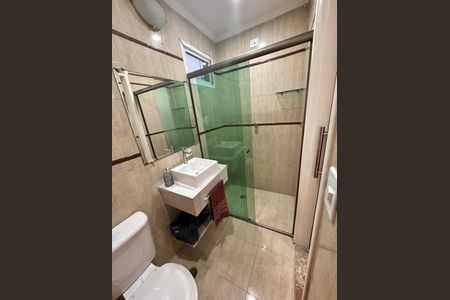 Casa de condomínio para alugar com 136m², 3 quartos e 2 vagas Casa de condomínio para alugar com 136m², 3 quartos e 2 vagasBanheiro