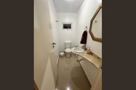Casa de condomínio para alugar com 136m², 3 quartos e 2 vagas Casa de condomínio para alugar com 136m², 3 quartos e 2 vagasBanheiro