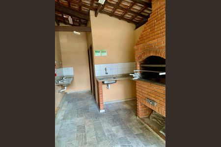 Casa de condomínio para alugar com 136m², 3 quartos e 2 vagas Casa de condomínio para alugar com 136m², 3 quartos e 2 vagasChurrasqueira
