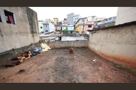 Casa à venda com 270m², 3 quartos e 1 vagaQuintal